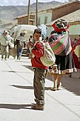 Paucartambo, spontaneous local market